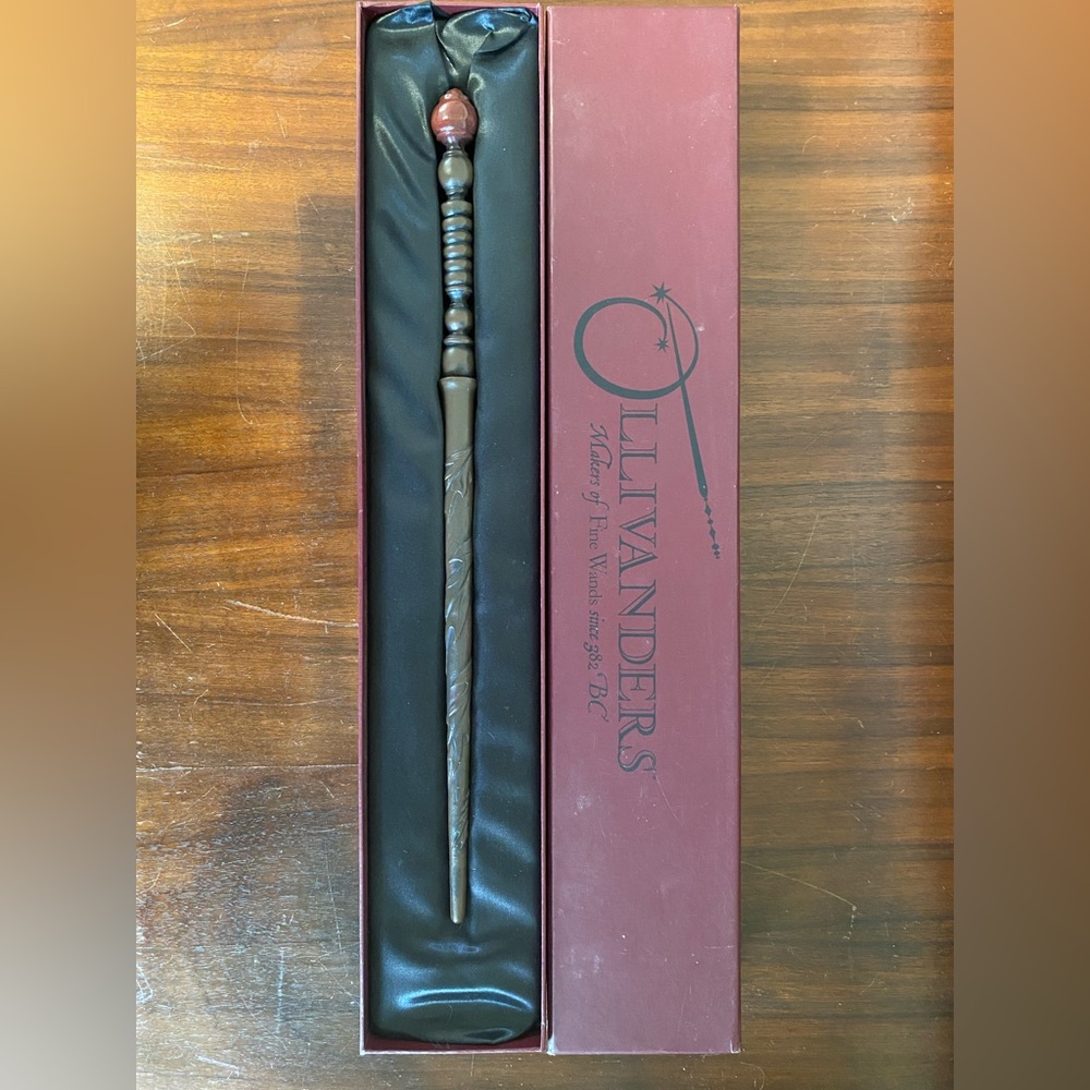 RARE Non-Interactive Ash Wand Wizarding World Harry Potter Universal Studios 09